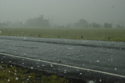 hailstones 4-6cm diameter