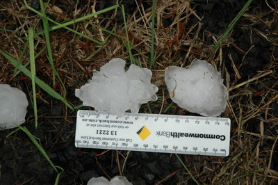 hailstones 7-8cm diameter